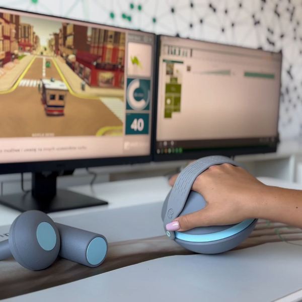 Capri - urządzenie do terapii ręki